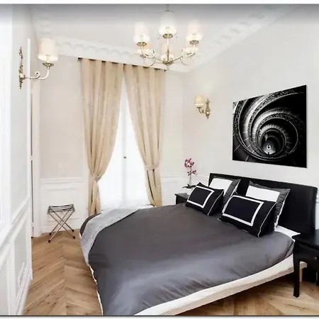 Nice In Romecheckprofile * רומא